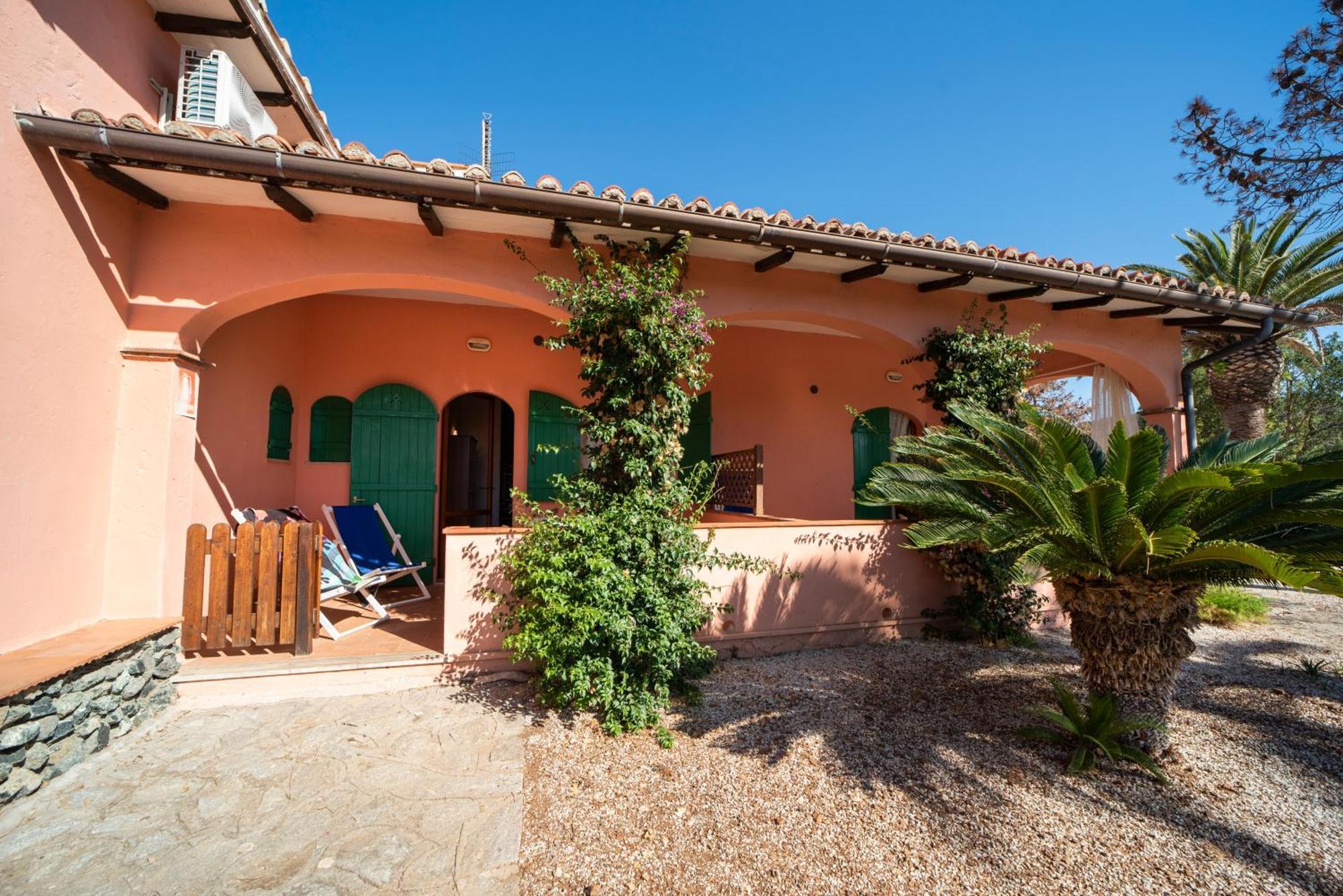 Apart-hotel Gavila's Residenza Turistico Alberghiera Porto Azzurro
